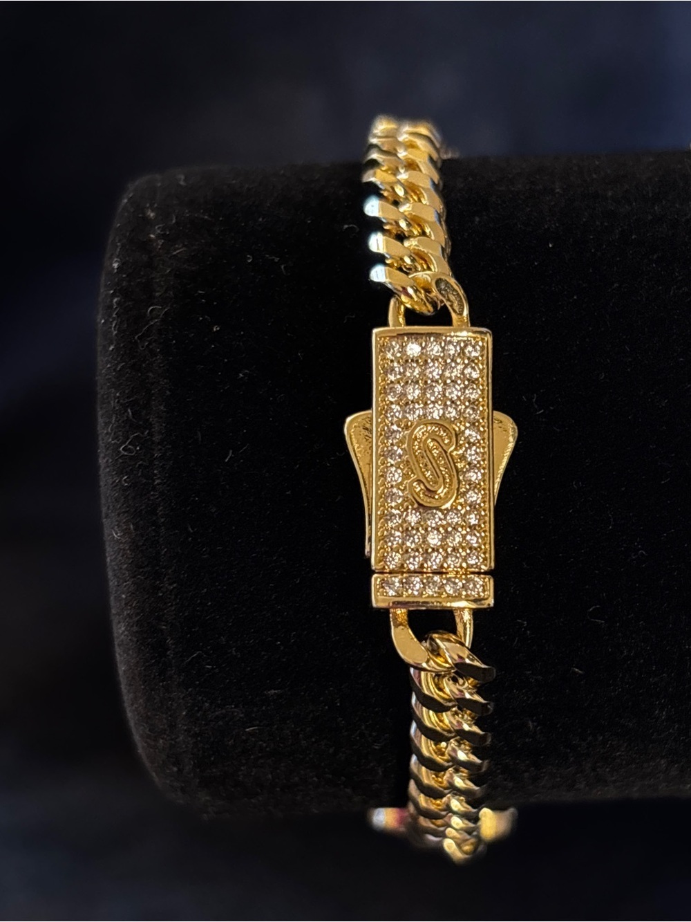 6mm Yellow Gold Clover Cuban Link Bracelet 7 1/2 in. - Picture 7 of 10